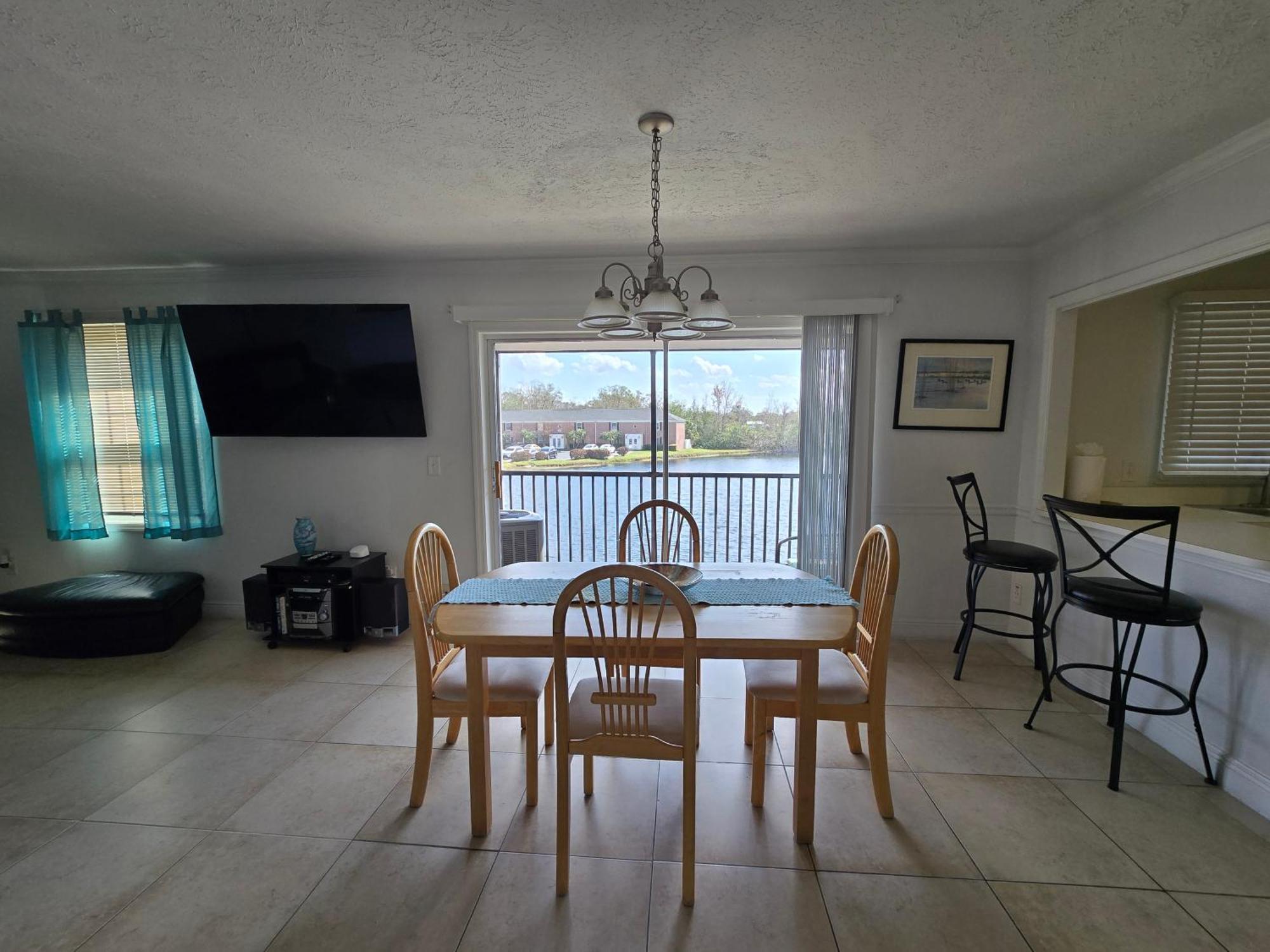 Beautiful Condo Close To Busch Gardens Тампа Экстерьер фото